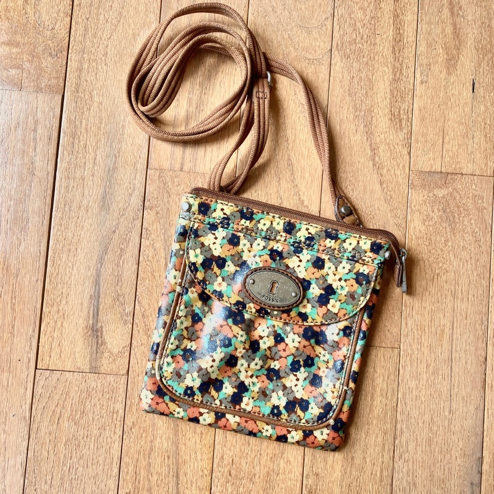 Fossil Floral Patterned Crossbody
